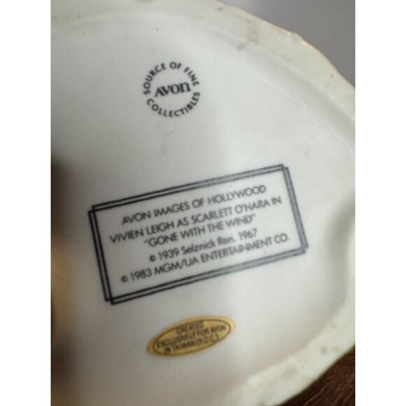 Vintage Avon Gone With the Wind Figurines – Scarlett O’Hara & Rhett Butler – 198 - Picture 9 of 11